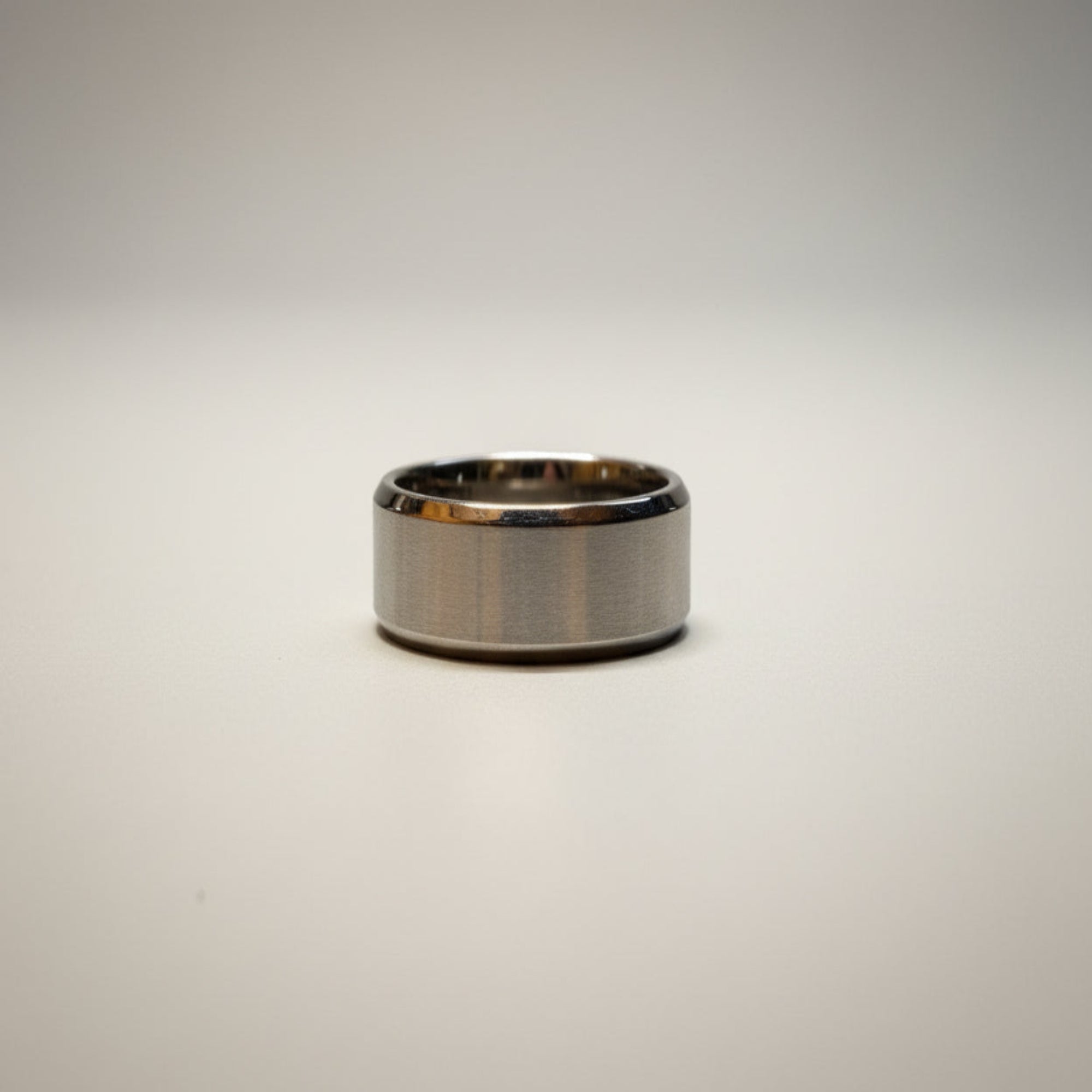 Edelstahl-Ring 8 mm – personalisierbar